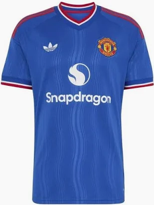 Manchester United Away 2026/27 — Blue Snapdragon