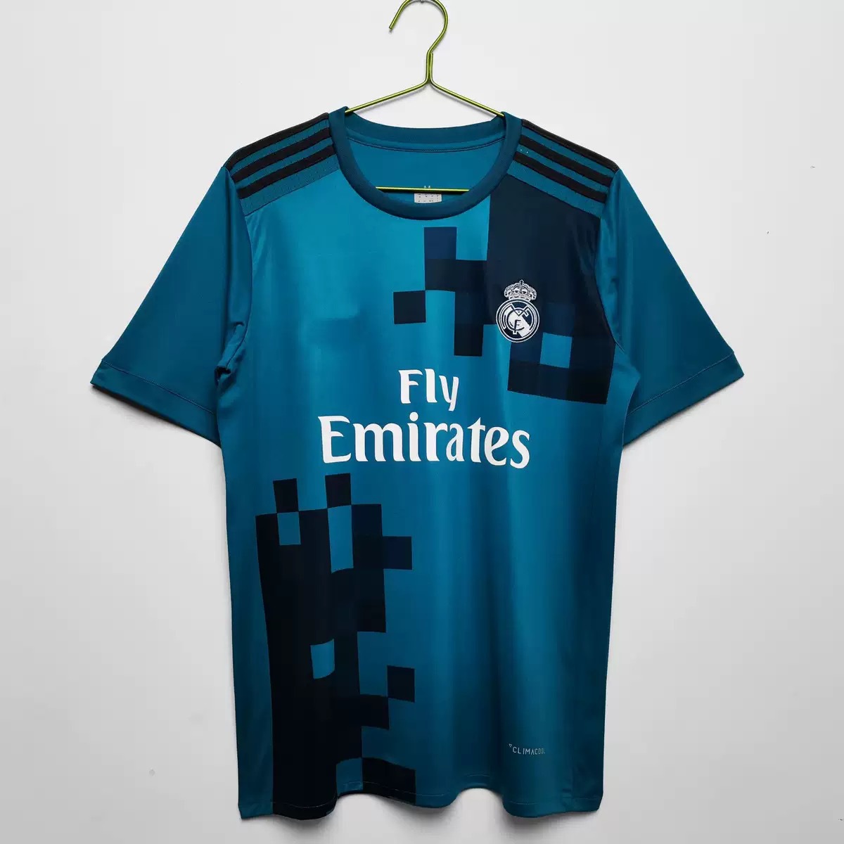 Real Madrid 2017/18 Third — Fly Emirates
