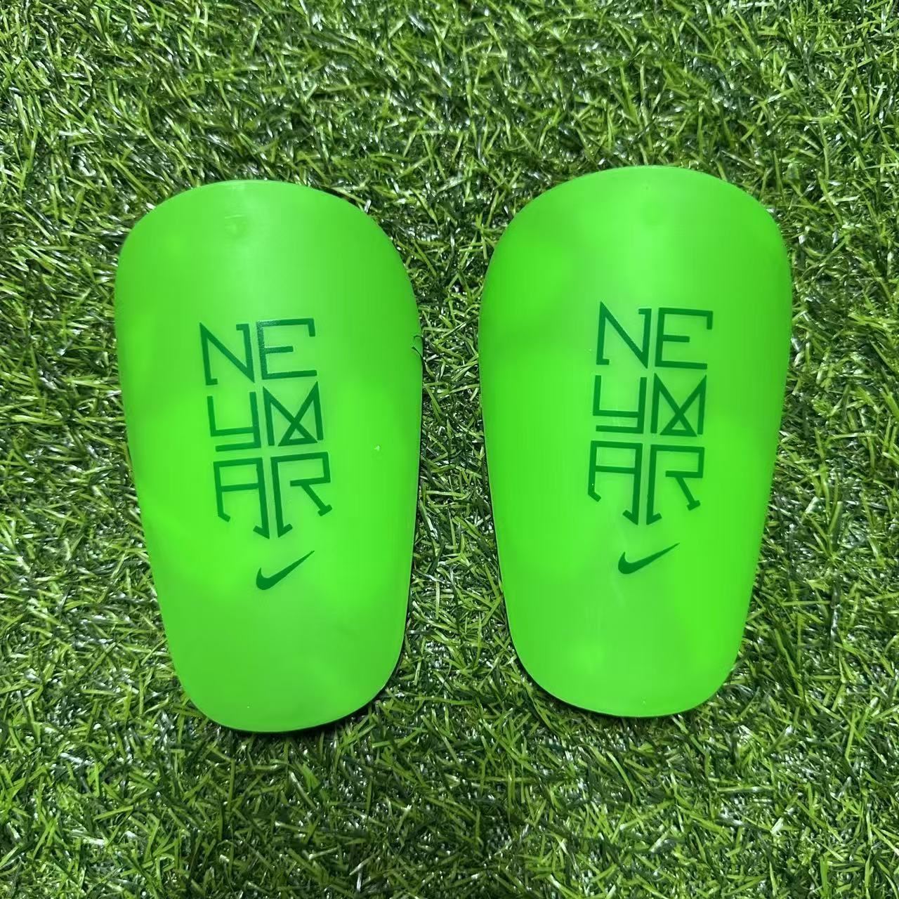 Nike Neymar Mini Shin Guards — Green